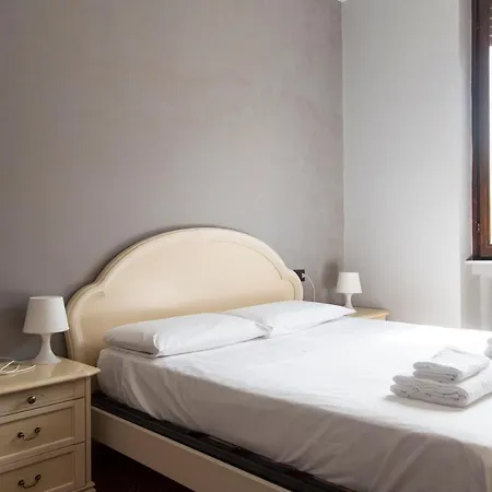 Youhosty - Marche 31 A Daire