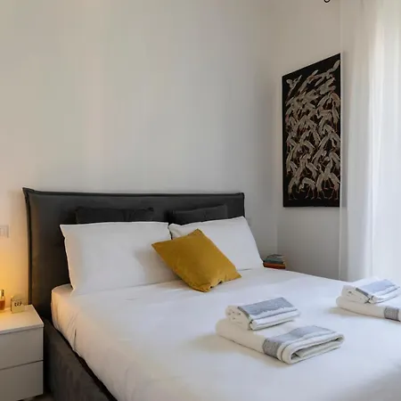 Fashion District - Floor *