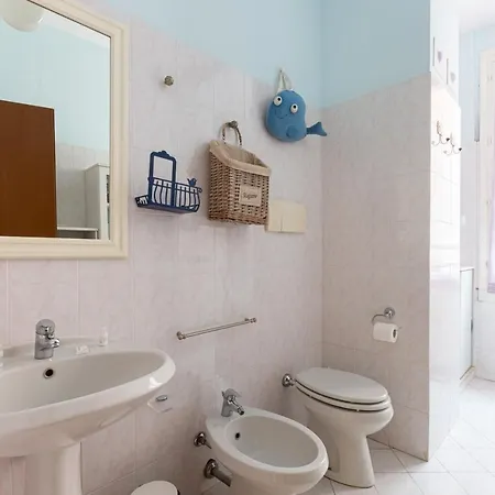 Bnbutler Torelli - Grazioso E Luminoso Bilocale