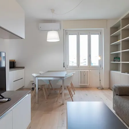 New Apartment Close To Navigli - Iulm - Ponti *