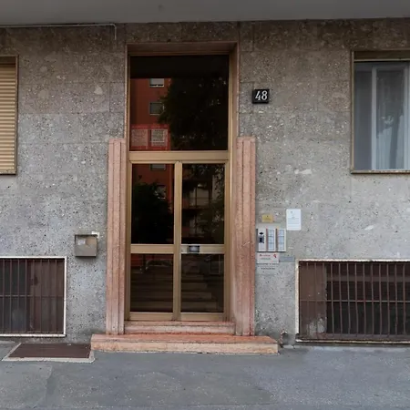 New Apartment Close To Navigli - Iulm - Ponti Milan