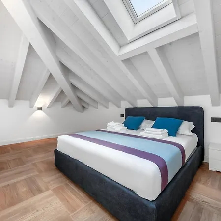 Casa Da Futura * מילאנו