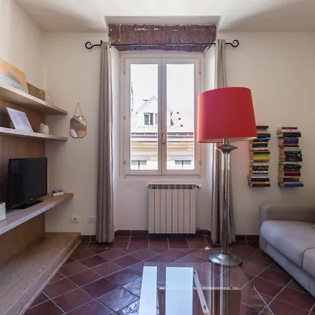 Appartement Gaudenzio Ferrari 12 *