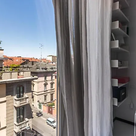 Italianway - Poma 61 B * Milan