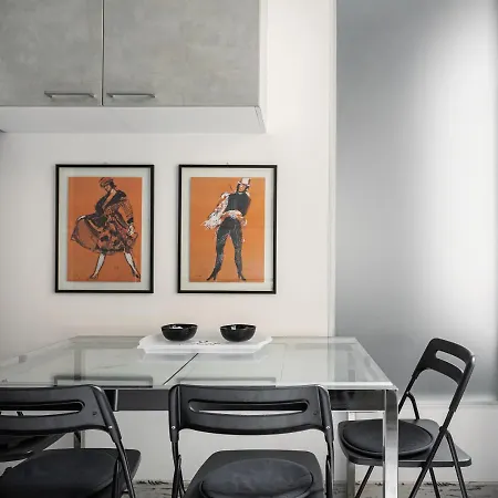 Apartment Fashion District - Monte Napoleone Milan