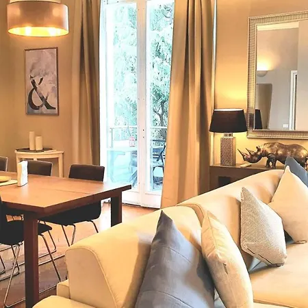 Heart Fashion District *