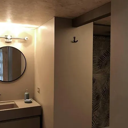 Design & Comfort Apartment In Nolo Milano M1 Metro Apartment Milan