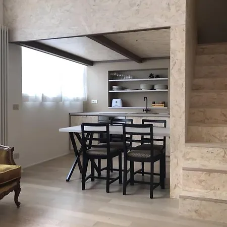 Design & Comfort Apartment In Nolo Milano M1 Metro Milan