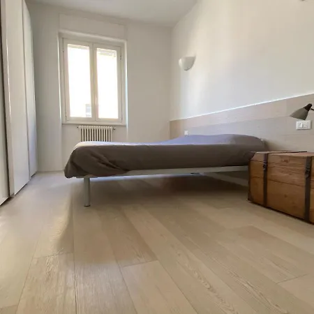 Bright & Spacious Near Navigli - Ponti Apartman