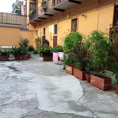 Room In Lodge - Basement In Shared Apartment *