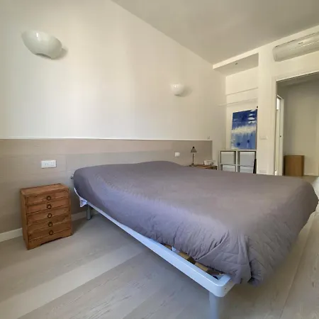 Appartement Bright & Spacious Near Navigli - Ponti Milaan