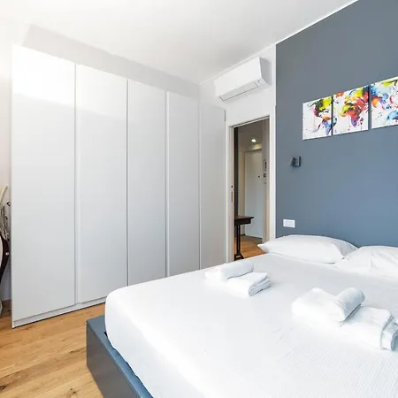 Citta Studi Functional Flat Apartment