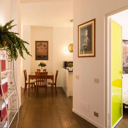 De Angeli - 2 Bedroom *