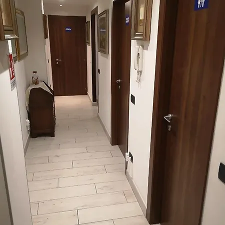 Simple Room Ca Granda M5 Guest house