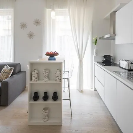 Apartment Brera Charming R&r Milan