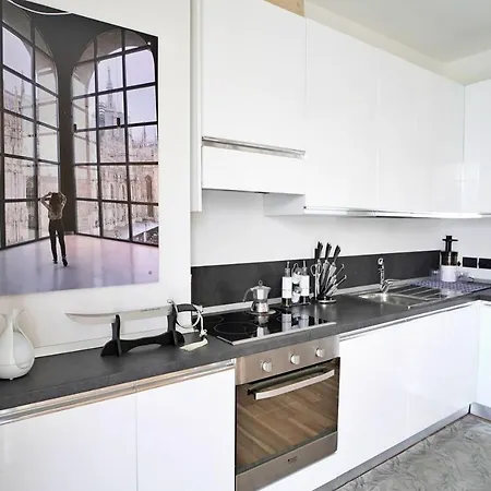 Apartamento Rentopolis - Palazzo Candiani Milão