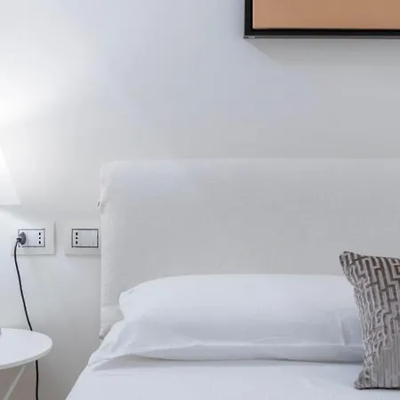 Altido Chic Apartment For 2 In The Centre Of Milan Appartement