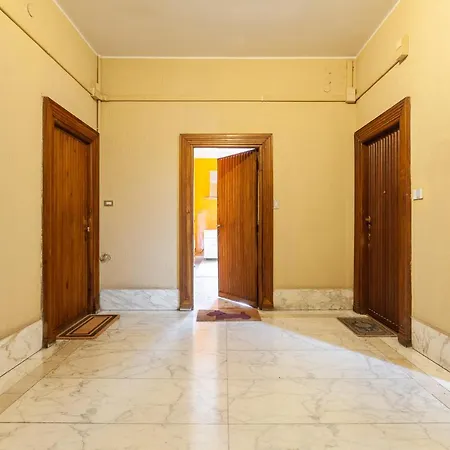 Ticinese Master Guest Close To Duomo *