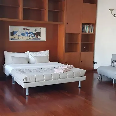 Comfortable Apt+transfser- S.siro & Fair Milan