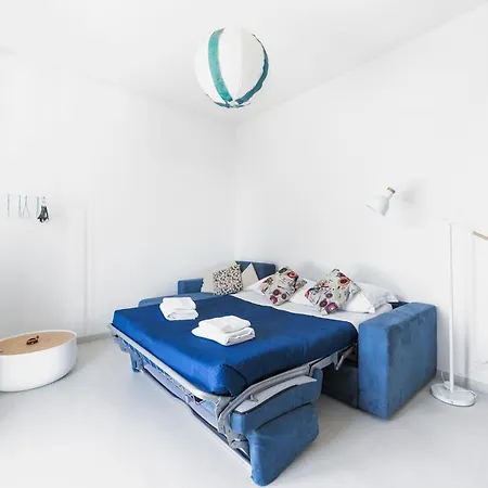 Precotto Comfortable Flat With Balcony Milan