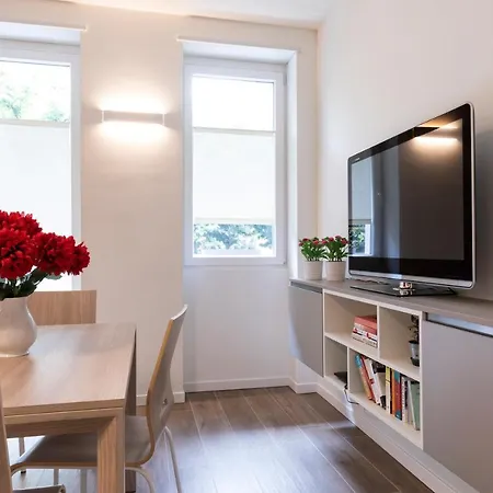 West - Modern And Comfortable Apartment Milan
