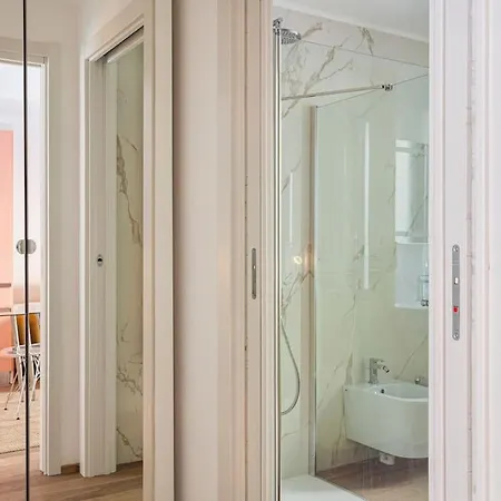 Amazing In Duomo Apartment Milan