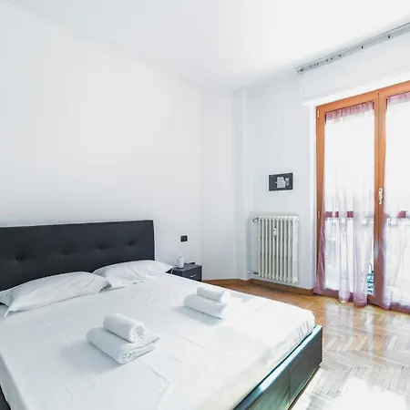 Cenisio M5 Lovely - With Balcony! Daire
