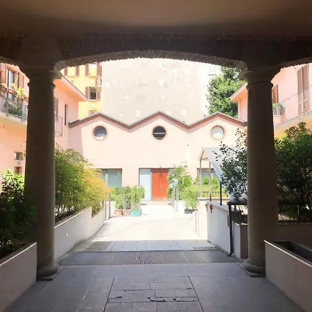 Easy - And Navigli Aparthotel