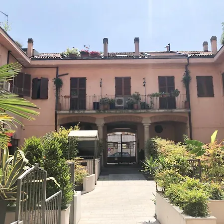 Aparthotel Easy - Rooms&apartments Navigli