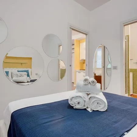 Easylife - Amazing In Pta Venezia 10 Mins Duomo Apartment *