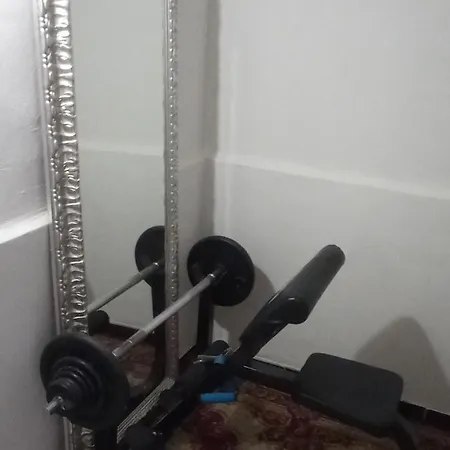 Room In Lodge - Basement In Shared Apartment