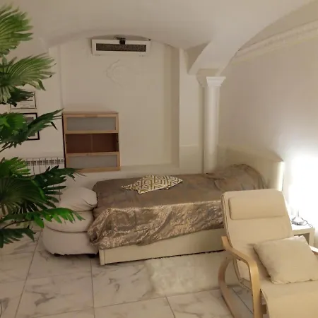Room In Lodge - Basement In Shared Apartment Gasthof Mailand