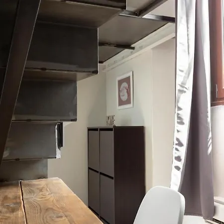 Apartment Lofty Loft - Chiese Milan