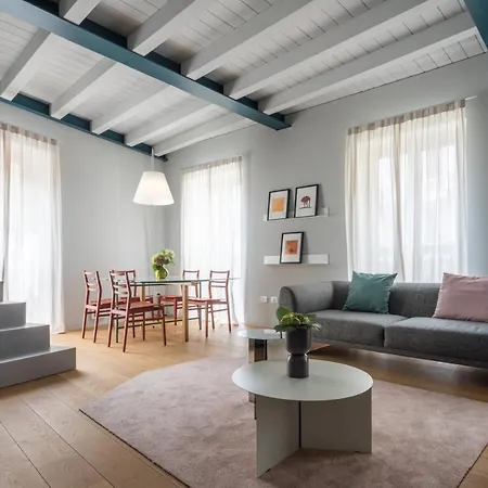 Bluemoon Apartments R&R * 밀라노