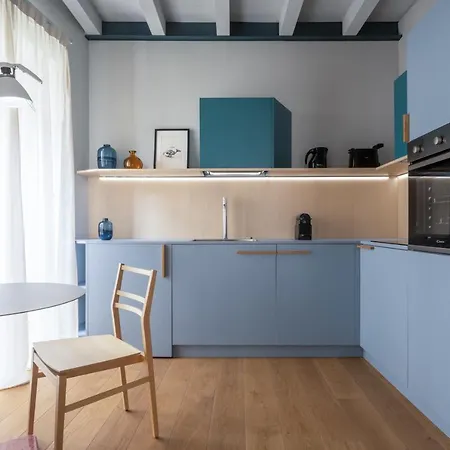 Bluemoon Apartments R&R