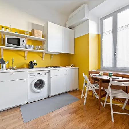Joivy Bright And Cozy Studio For 2 In Porta Genova Mailand