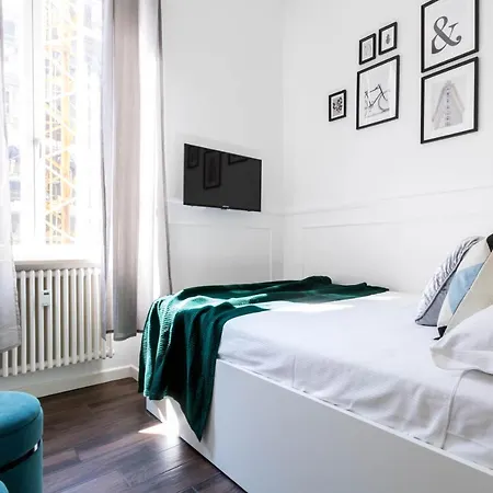 Joivy Chic For 3 Close To Sempione Park Appartement