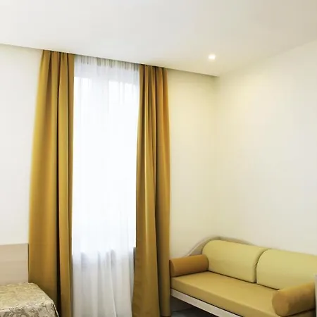 Csi Group - Metropoli Hotel Milán