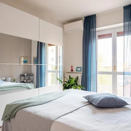 The Rent - Beautiful Three-bedrooms Near Metro Lodi Milano