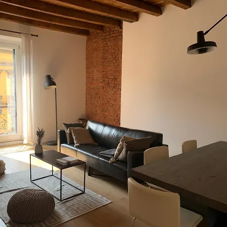 Bnbutler - Buenos Aires, 51 - Moderno Di Design Nel Cuore Di * Milán