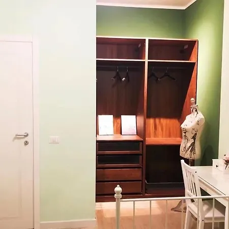 Navigli Bilocale Milan