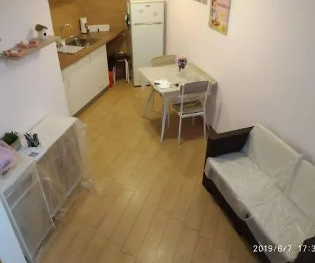 Nocleg ze śniadaniem Grazioli 80 *