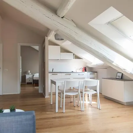 Breathtaking Castle View Youhosty - Quintino Sella *