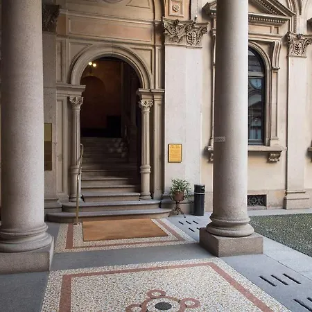 Breathtaking Castle View Youhosty - Quintino Sella Apartamento