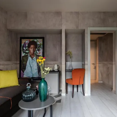 Fifty House Cellini Hotel 5*