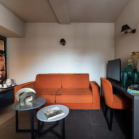 Fifty House Cellini Hotel 5*