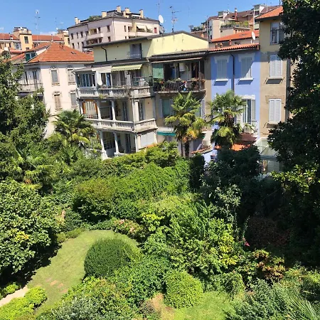 Lippi 42 Exclusive Luxury * Μιλάνο