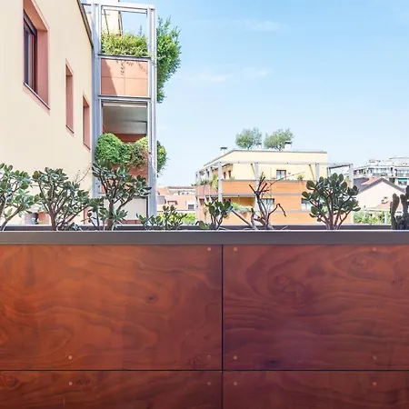 Luxury 2bed-2bath With Private Car Park Appartamento