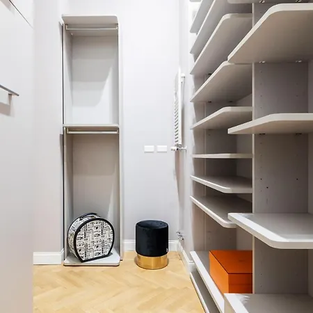 Appartamento Luxury 2bed-2bath With Private Car Park Milano