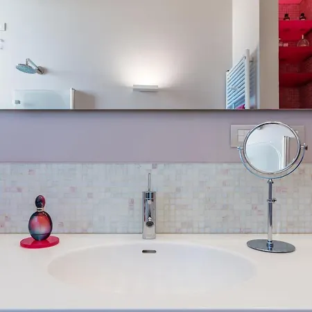Luxury 2bed-2bath With Private Car Park Apartamento Milão